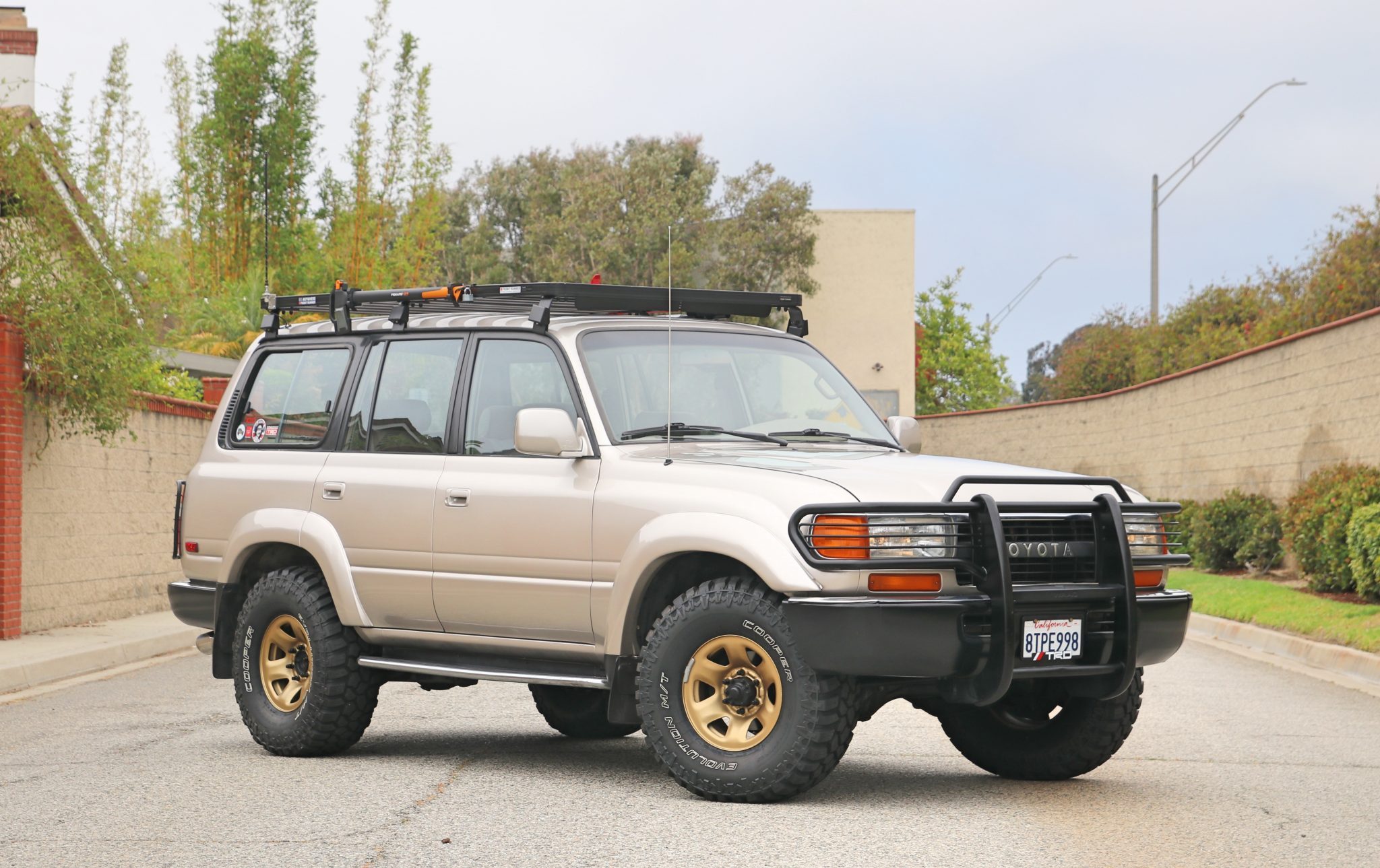 1991_toyota_land_cruiser_fj80_16239758956e5bde3IMG_8375_Fotor-scaled.jpeg