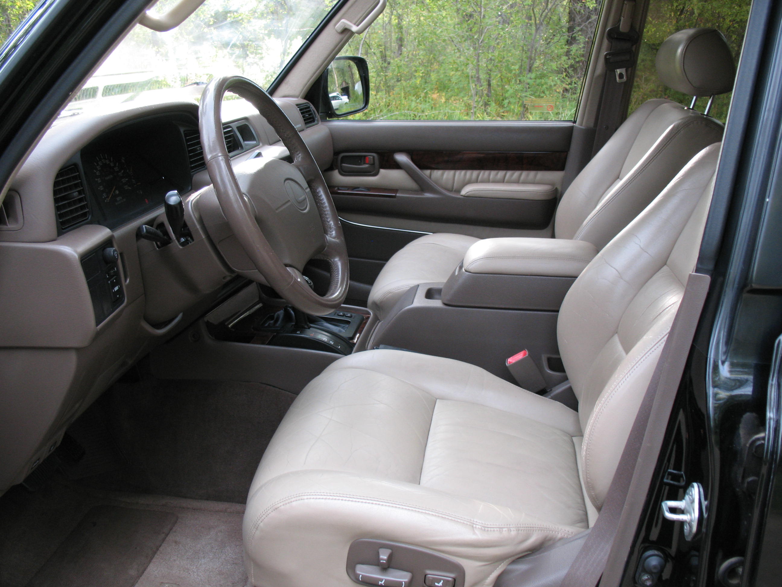 Lexus deals lx450 interior