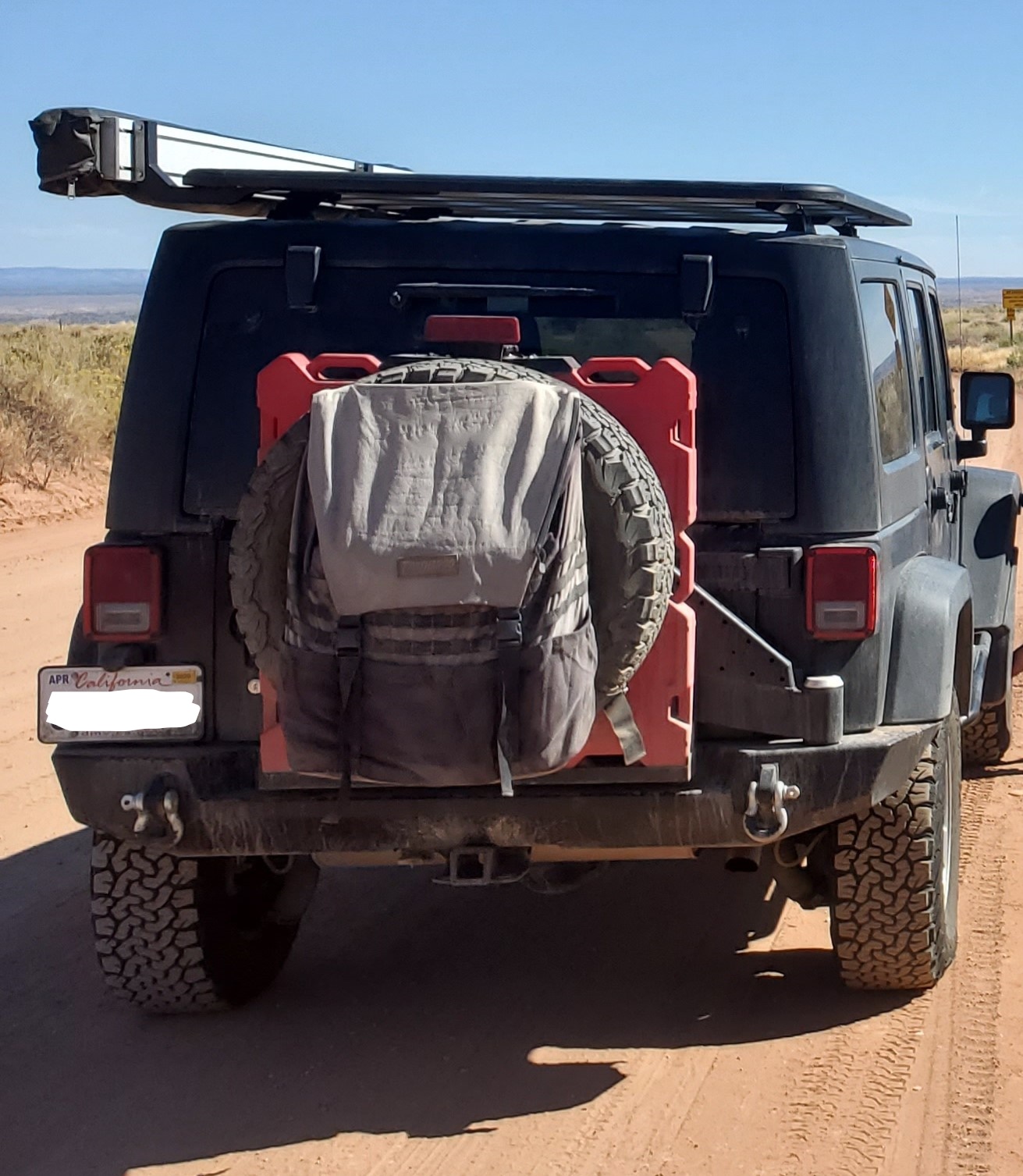 2012 JKU HARDTOP 18.jpg