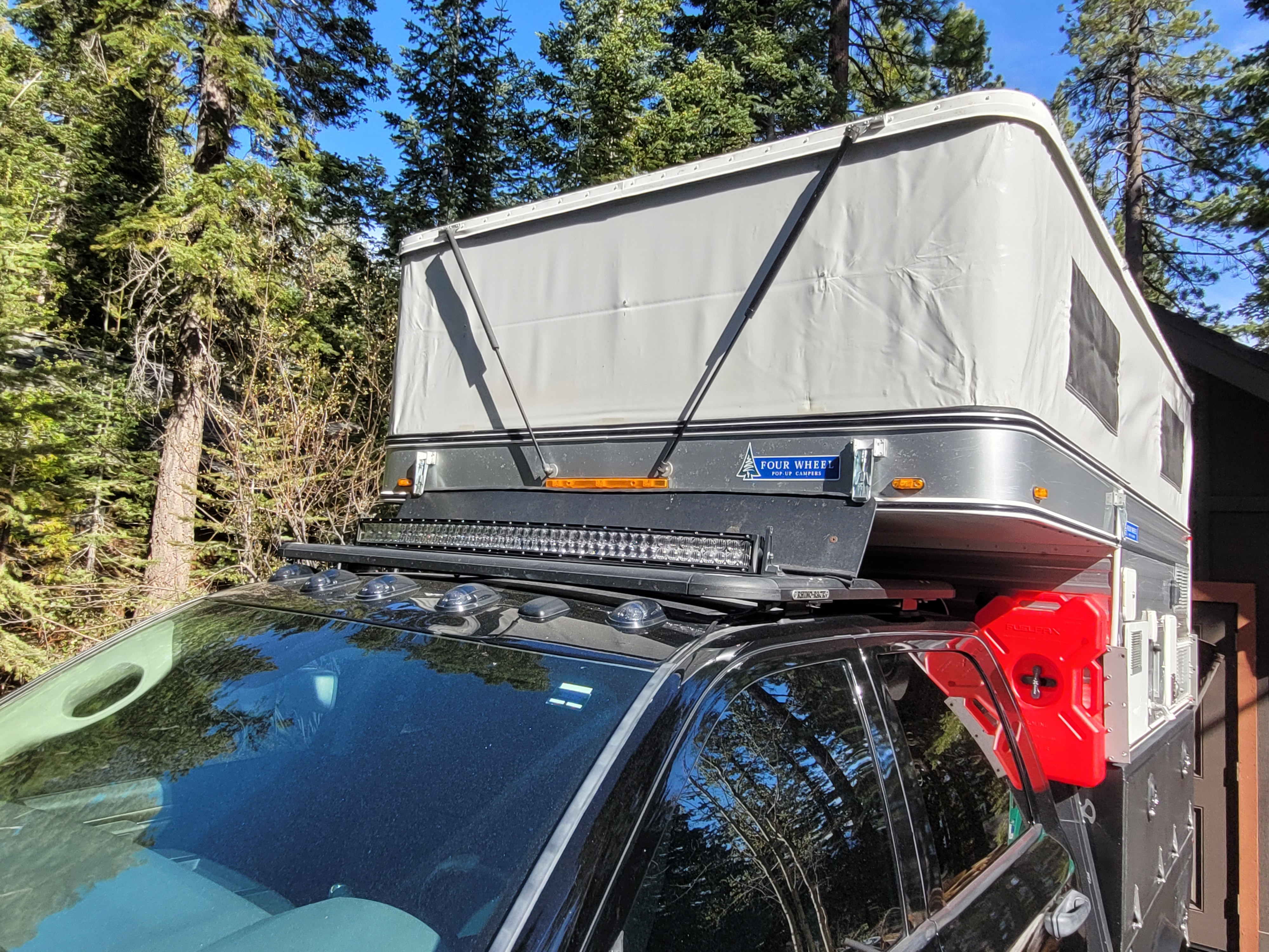 Four wheel cheap camper roof rack