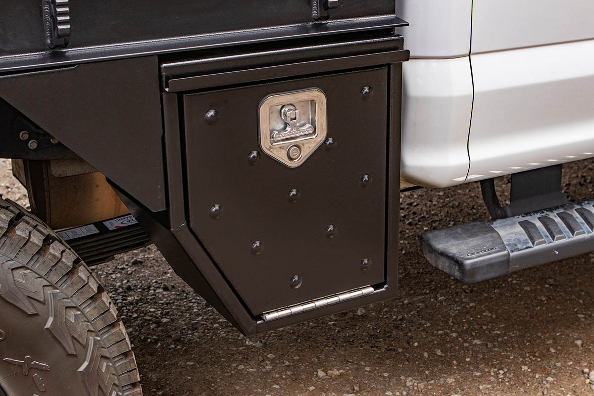 9061-892-Ford-F350-Custom-Camper (15 of 21)--small.jpg 9061-892-Ford-F350-Custom-Camper (15 of 21)--small.jpg