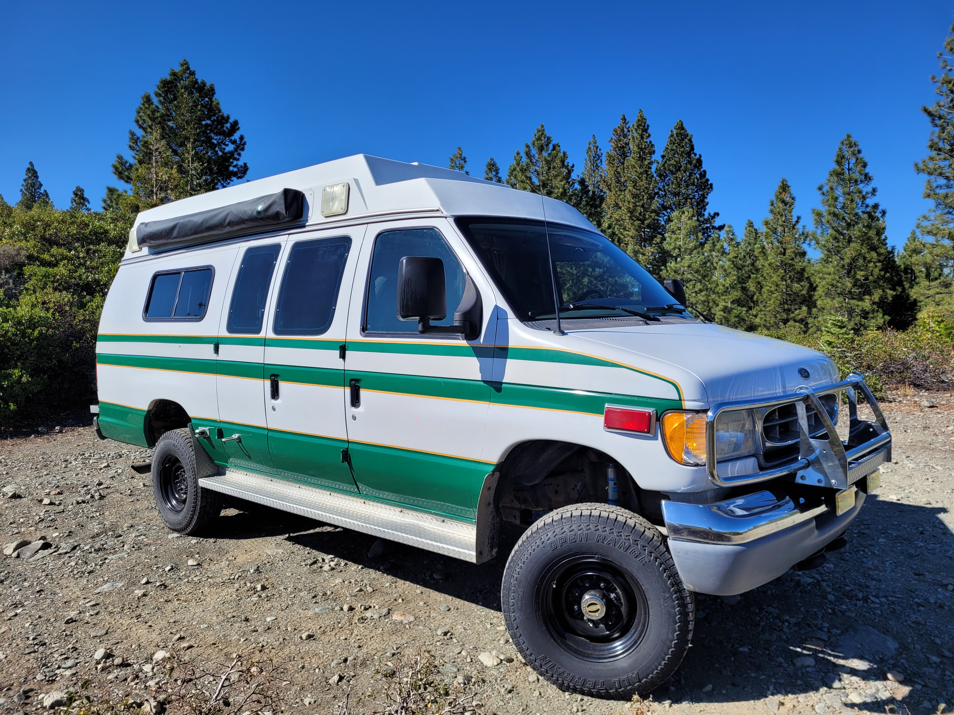 ambo63.jpg ambo63.jpg