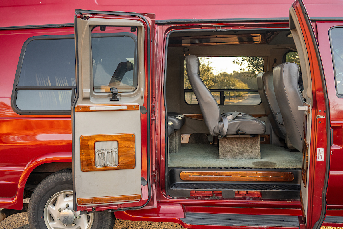 CarCave_Ford_PartyVan_Red-6330.jpg