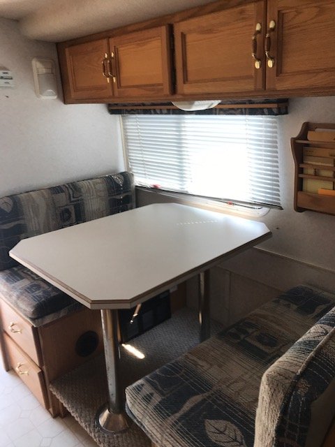 dinette & cabinets.JPG