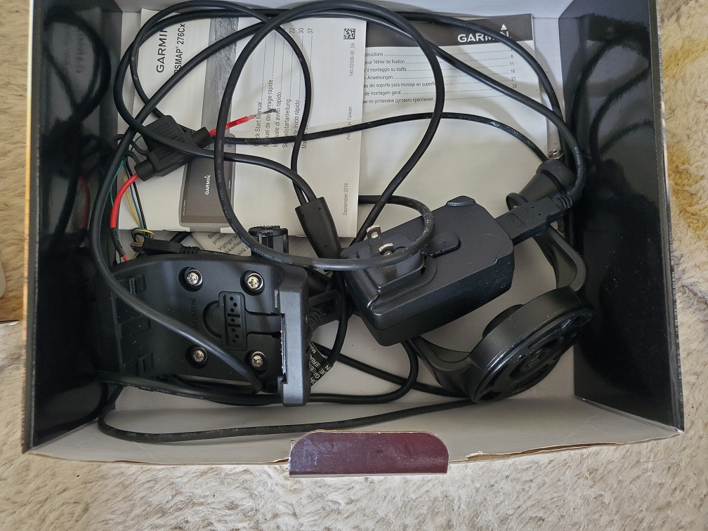 garmin mount.jpg garmin mount.jpg