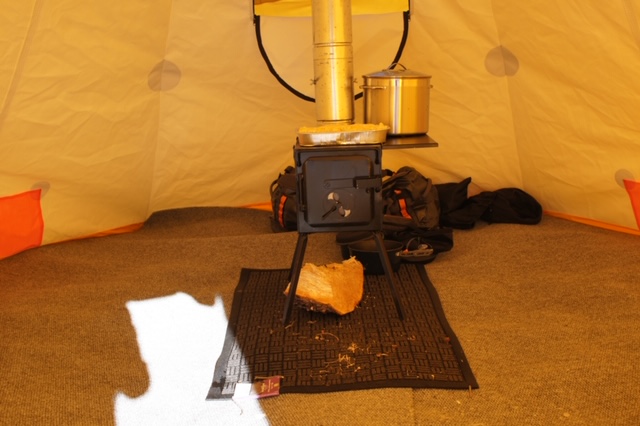 AO Arctic Oven Arktika w/ Accessories | Expedition Portal