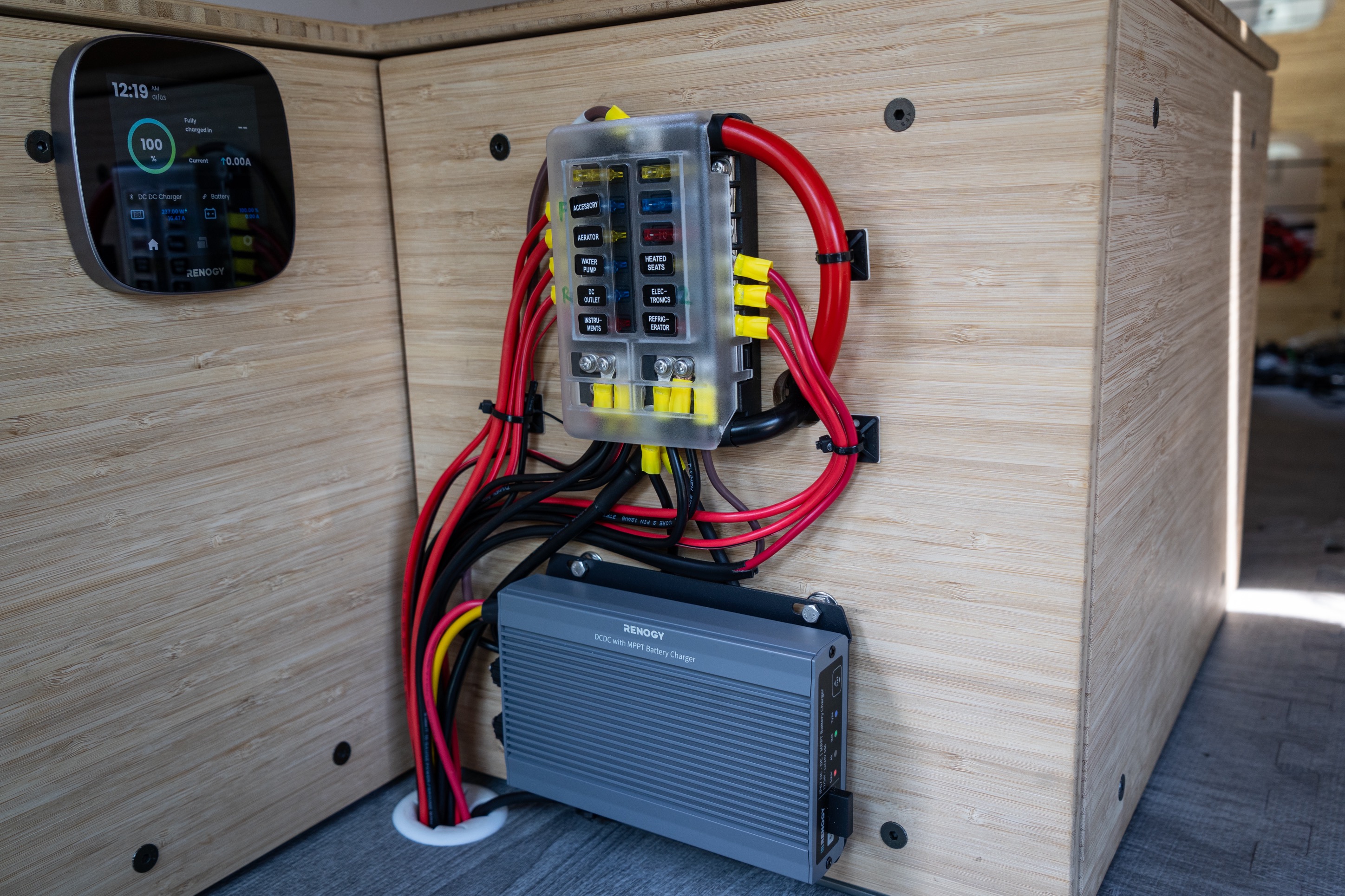 jeep-camper-12v.jpg
