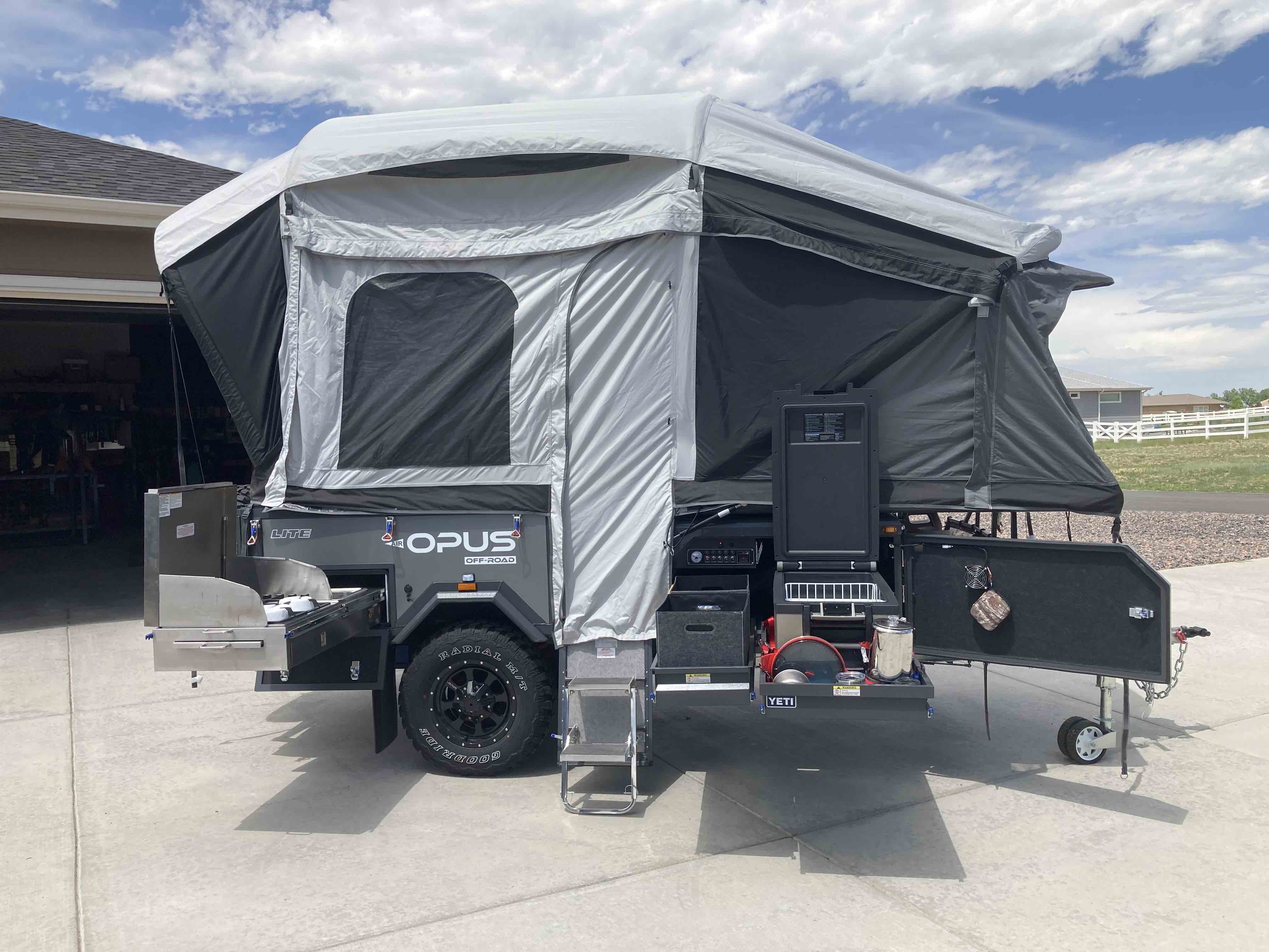 22' OPUS LITE in Denver | Expedition Portal