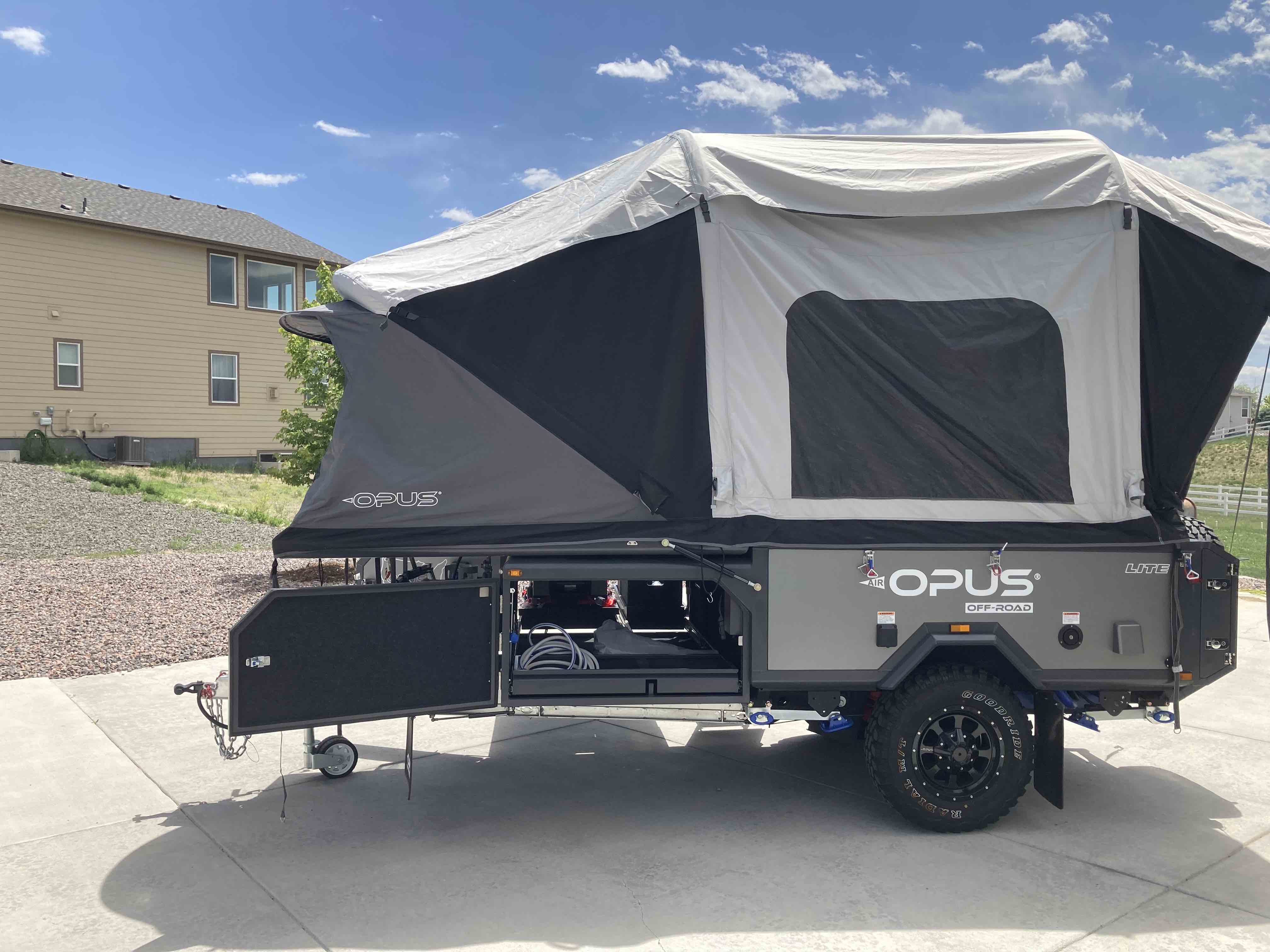 22' OPUS LITE in Denver | Expedition Portal