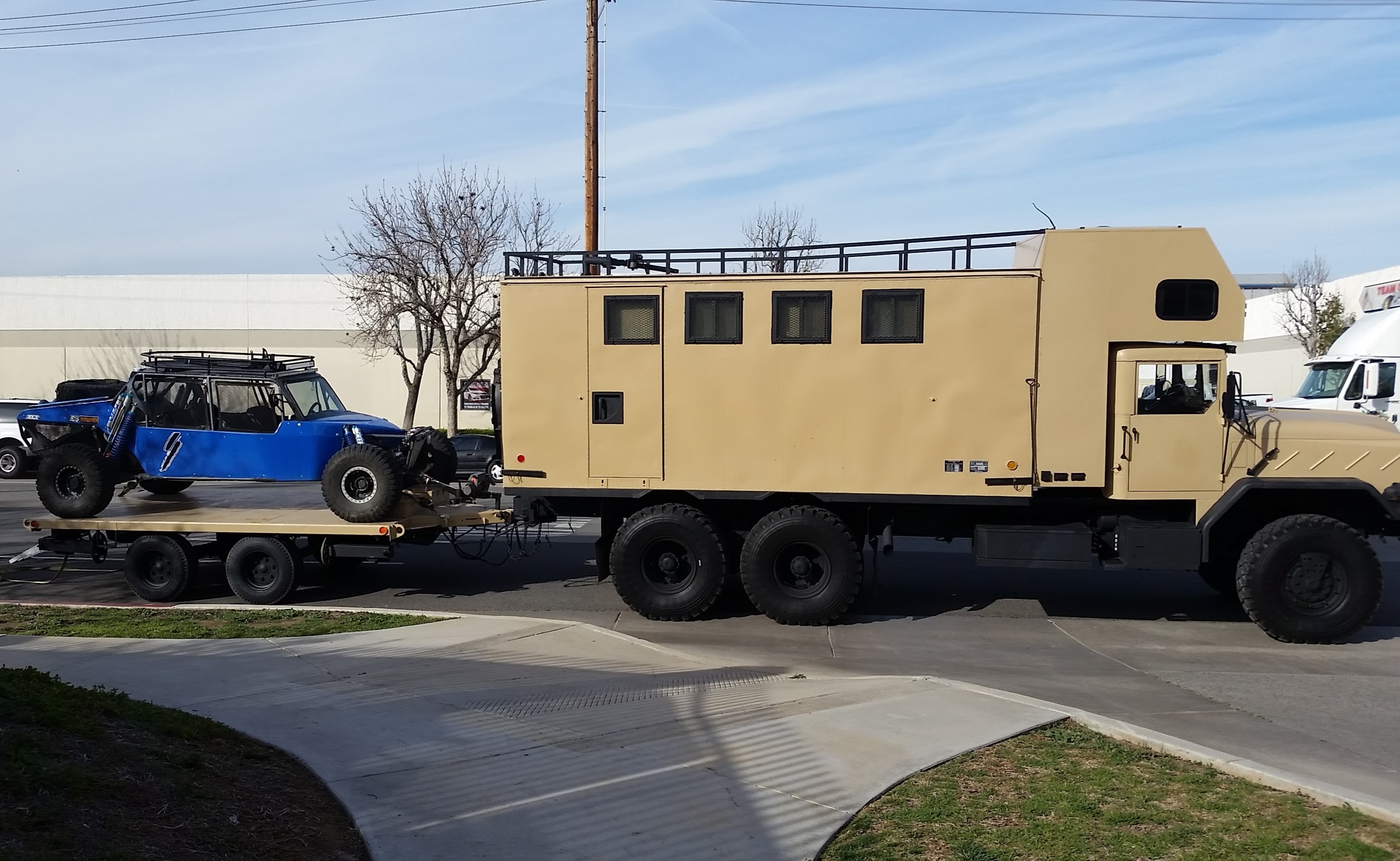 prerunner on trailer1.jpg prerunner on trailer1.jpg