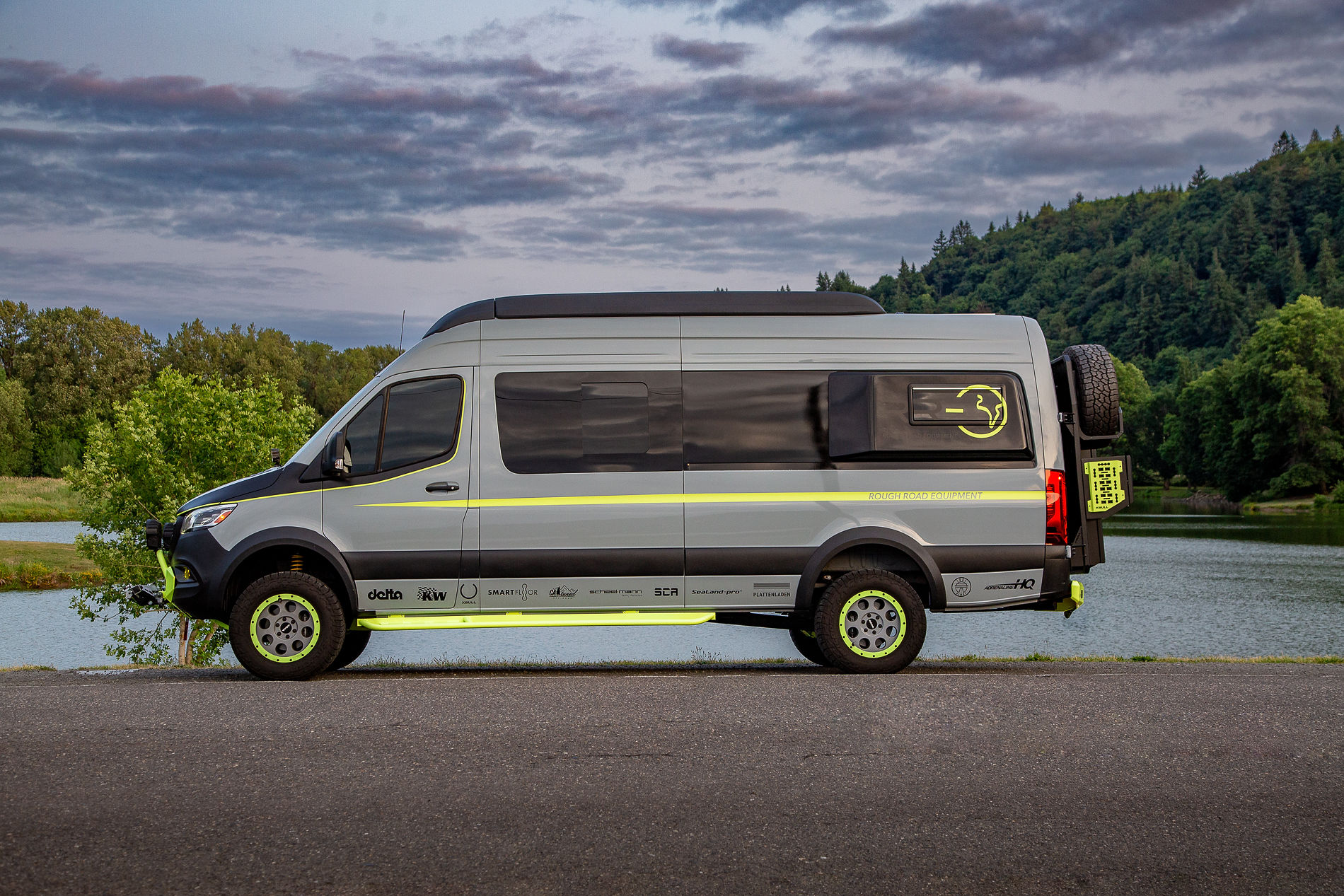 RREShowSprinter2025ExteriorPNW-27.jpg