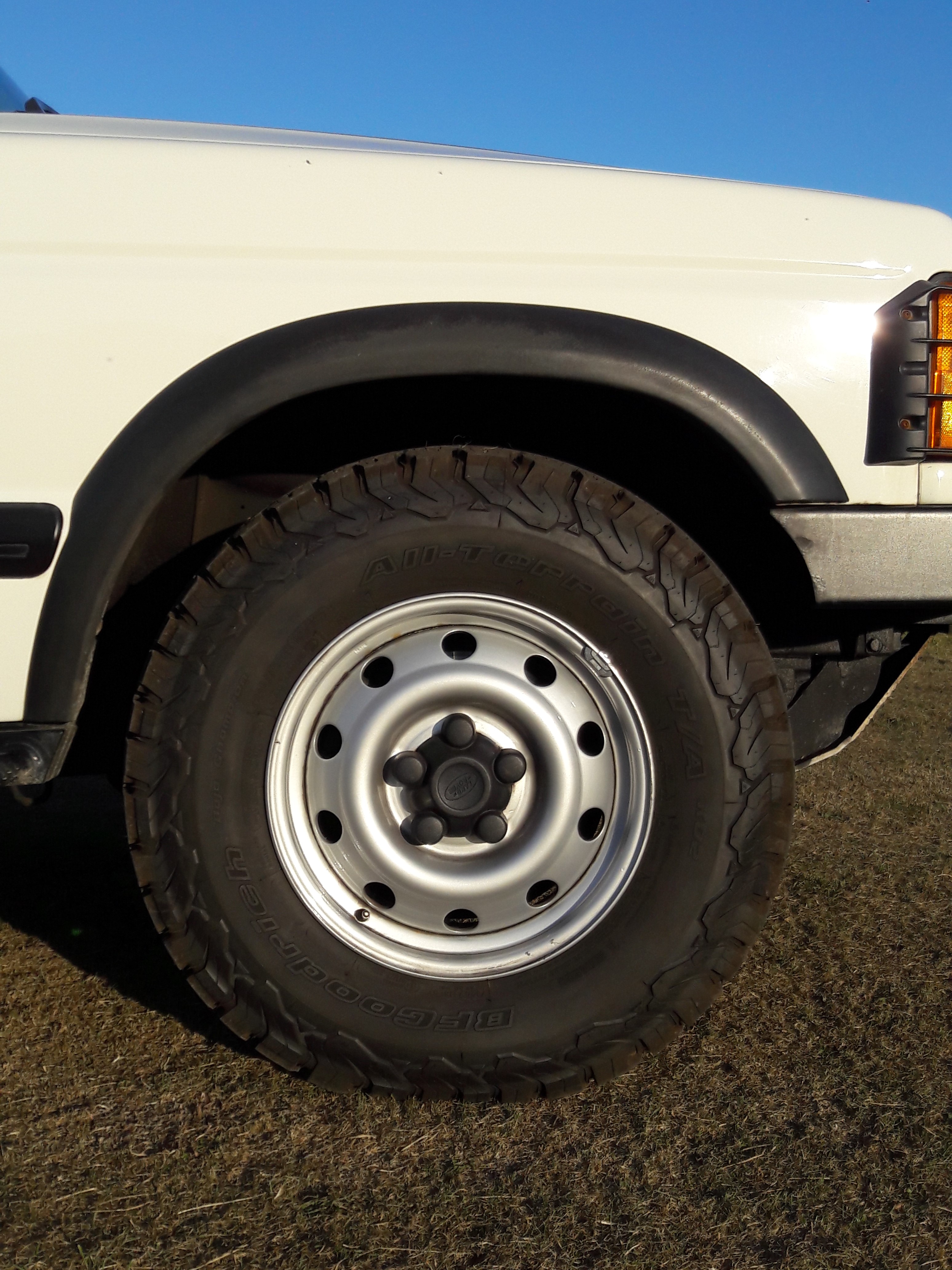 Sep18_R-tyre.jpg