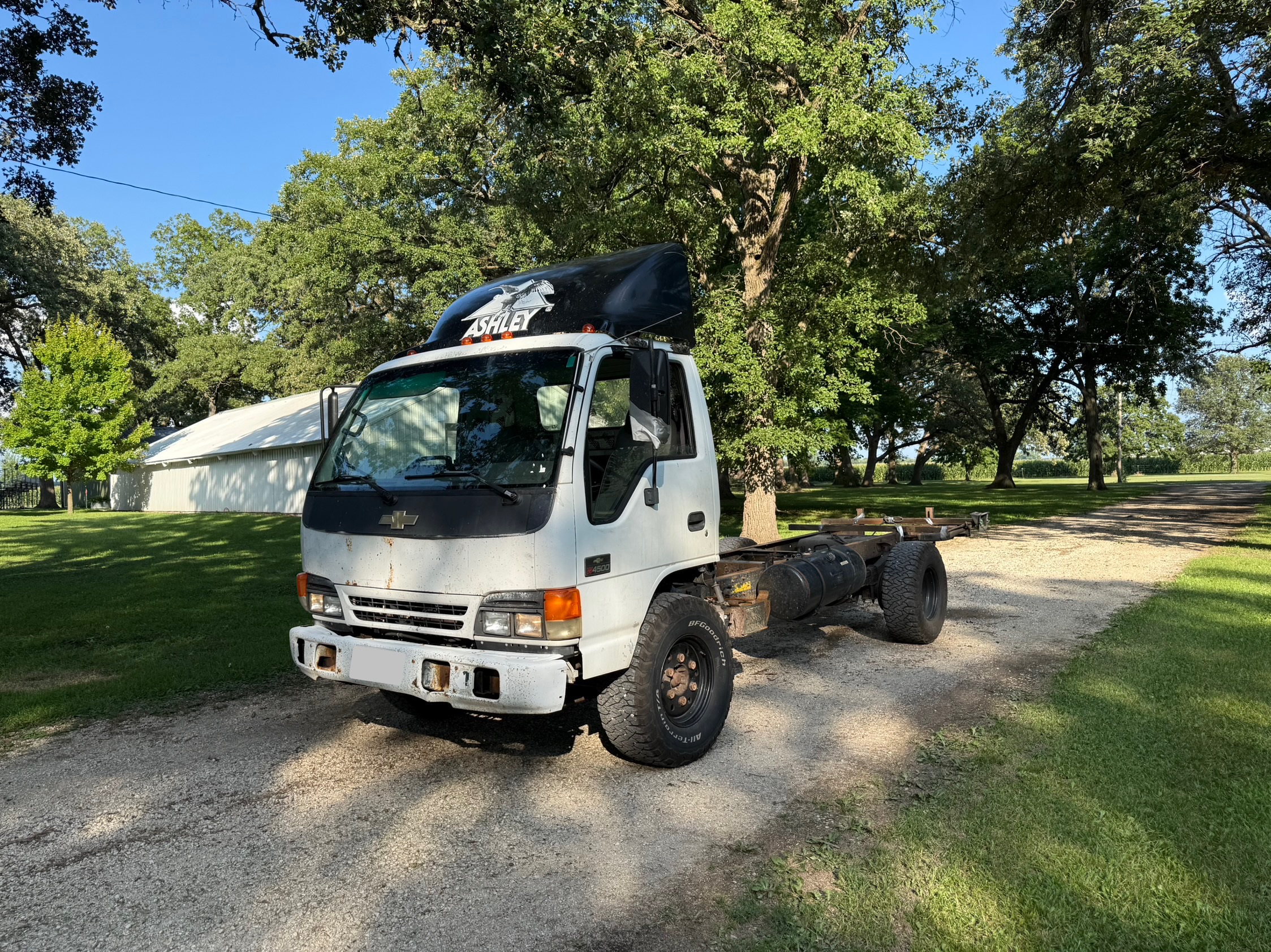 truck 2.jpg