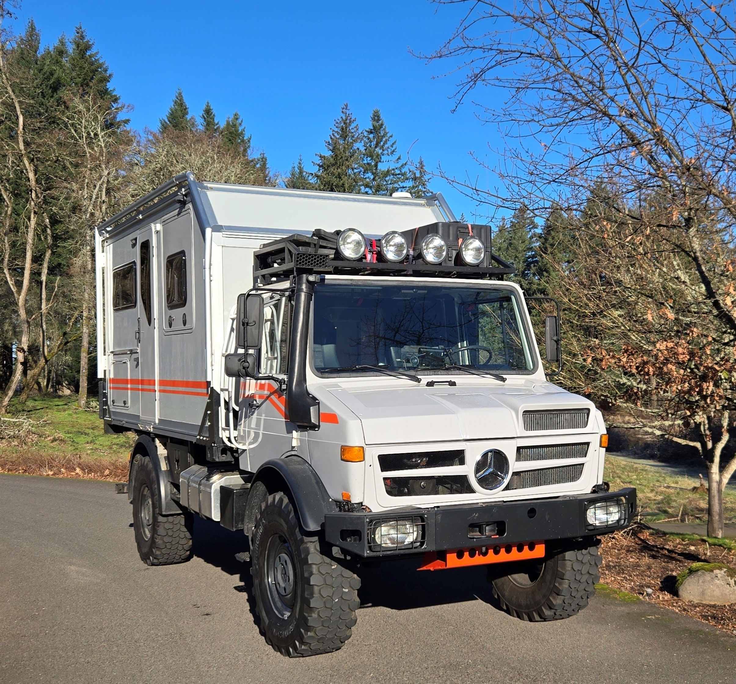 Unimog - Front View Edited.JPG