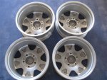 '10 Tundra rims 006small.jpg