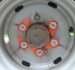 Fuso SRW right rear sheared stud.jpg Fuso SRW right rear sheared stud.jpg