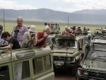 tourists-visit-serengeti_11960_600x450.jpg tourists-visit-serengeti_11960_600x450.jpg