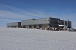 south_pole_station2_h.jpg