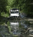 photo_landrover_mud2.jpg