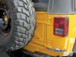 154_1007_08+mopar_jeep_concepts+tailgate.jpg