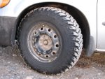 minivan stt lf tire.JPG