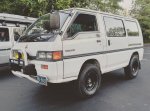 1989 Mitsubishi Delica.jpg
