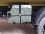 jerrycan2.jpg