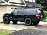 Ford-Expedition-with-overland-roof-rack.jpg