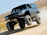 0809or_08_z+1979_chevrolet_blazer_blazito+blazer_jump_hop.jpg
