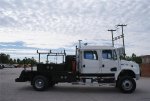 2001 Freightliner FL80 4x4 01.jpg
