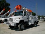 2002 Freightliner FL80 4x4 02.jpg