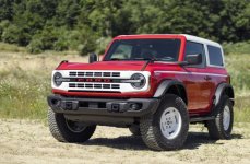 2023-bronco-heritage-edition-race-red-01.jpg