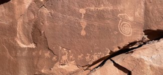 Moab Petroglyphs 1.jpg Moab Petroglyphs 1.jpg