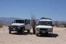 jeep and  discovery.jpeg