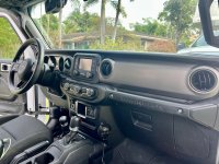 Jeep Dashboard.jpg