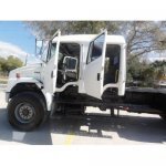 2002 Freightliner FL70 4x4 2 06.jpg