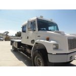 2002 Freightliner FL70 4x4 2 07.jpg