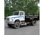 2001 Freightliner FL70 4x4 04.jpg