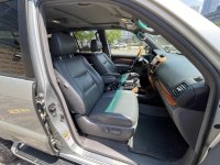 21. Int-Front,Passenger.jpg