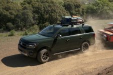 2022-ford-expedition-timberland-towing.jpg
