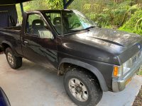 Nissan pickup.jpg