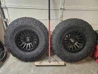 m416 tires and wheels.jpg