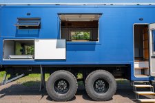 023 - exterior_2022 International Expedition Vehicle.jpg