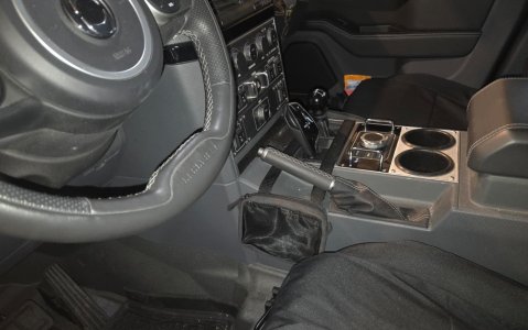 ConsoleSaddleBags2.jpg ConsoleSaddleBags2.jpg