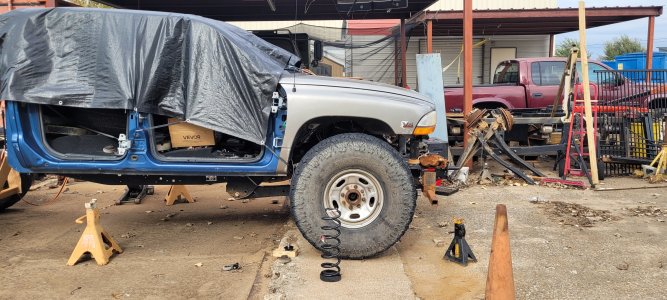 20251128_130345.jpg 20251128_130345.jpg