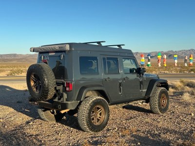 Jeep 12.jpeg Jeep 12.jpeg