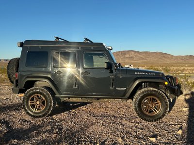 Jeep 13.jpeg Jeep 13.jpeg