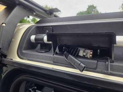 SolarRoofConnection.jpg SolarRoofConnection.jpg