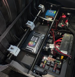 GrenadierControlBox.jpg GrenadierControlBox.jpg