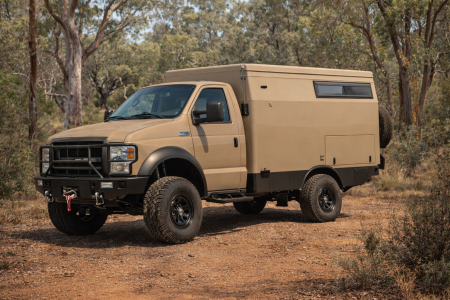 EarthCruiser EXD on FORD E SERIES 2.png EarthCruiser EXD on FORD E SERIES 2.png